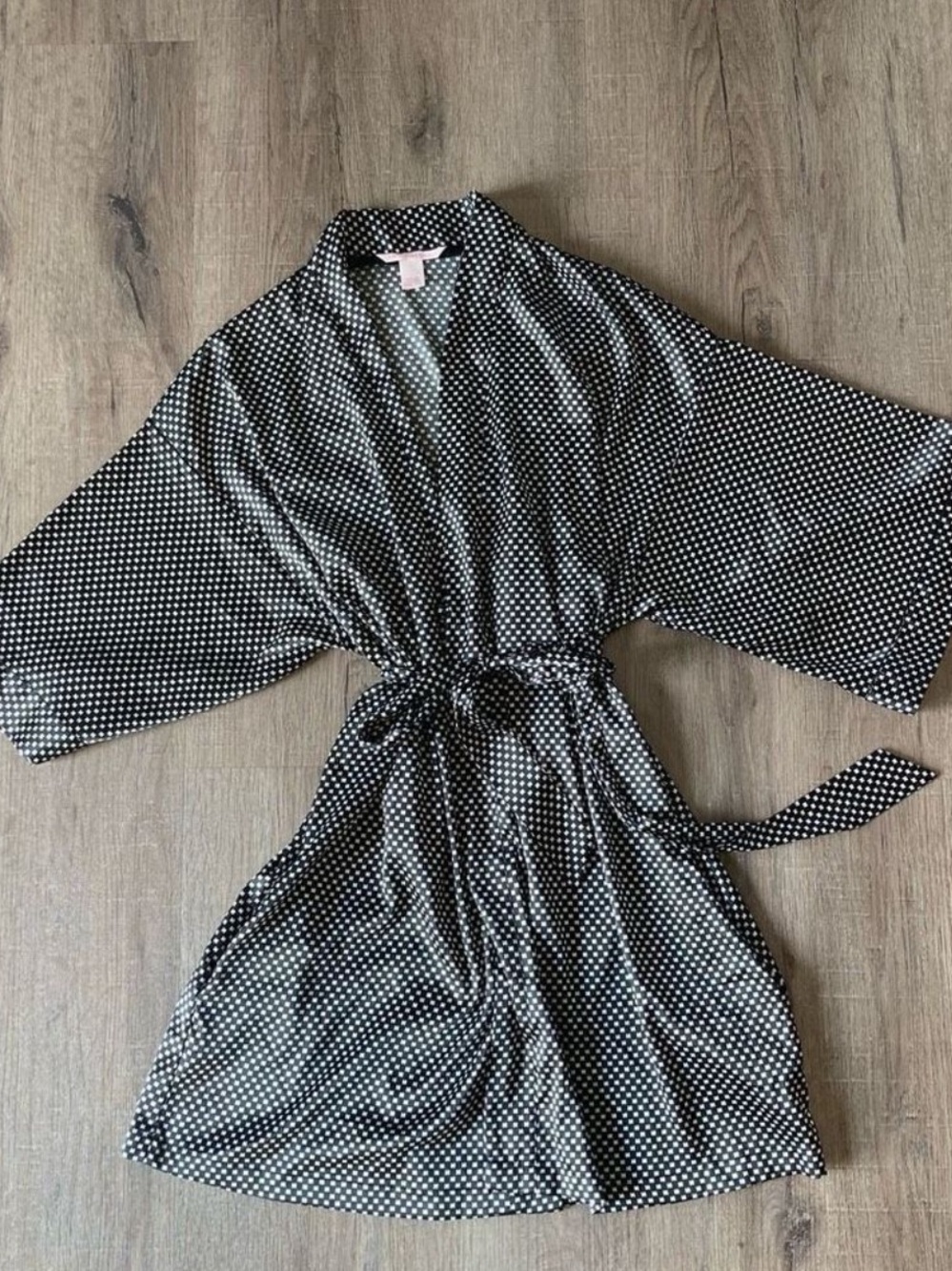 Vintage Victoria's Secret Black & White Herring Bone Satin Wrap Robe
